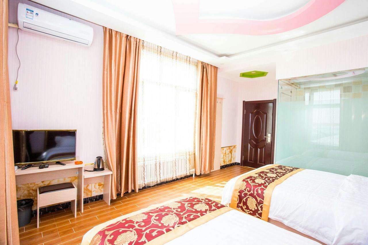 Hotel 哈尔滨机场东方红运宾馆 Zewnętrze zdjęcie